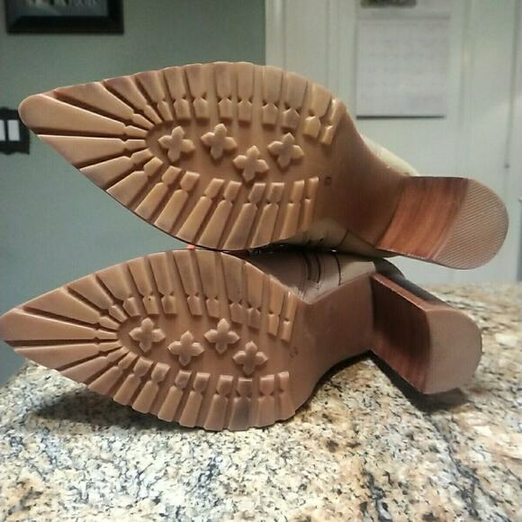 Steve Madden Womens Karey Leather Pointed Toe Ankle Boots US 8.5 EUC - Picture 11 of 12